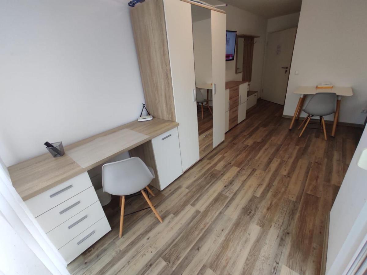 Business Apartments Хайлброн Екстериор снимка